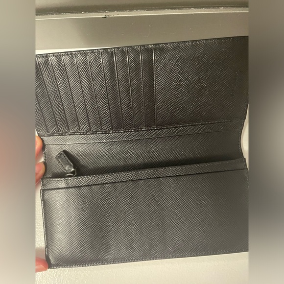 PRADA SAFFIANO BIFOLD LEATHER WALLET - Picture 3 of 7